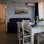 Franz's House - Connie's Heritage Cefalu