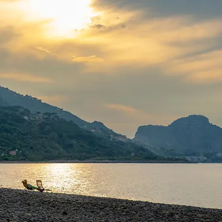 Апартаменты Franz's House - Connie's Heritage