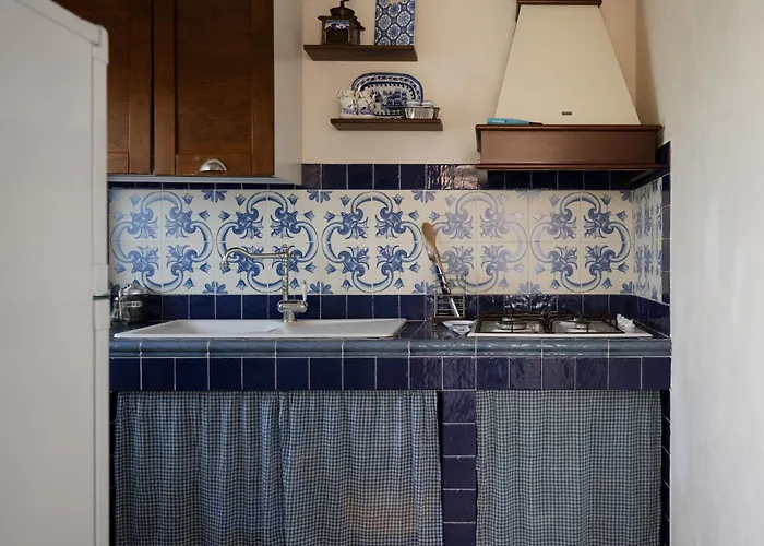 Franz's House - Connie's Heritage Cefalù