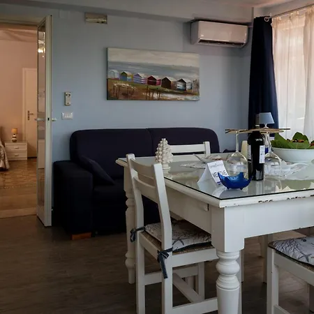 Franz's House - Connie's Heritage Cefalù