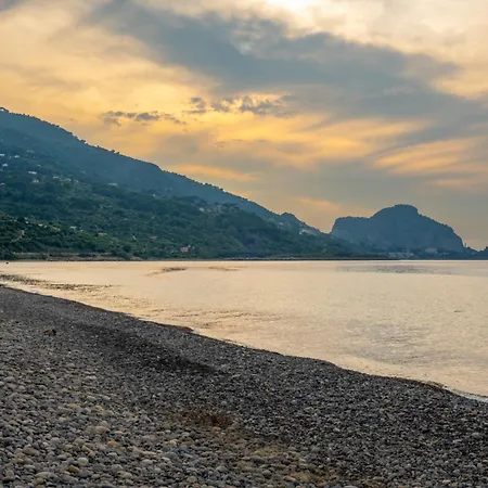 Franz's House - Connie's Heritage Cefalù