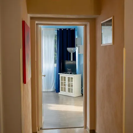 شقة Franz's House - Connie's Heritage تْشيفالو