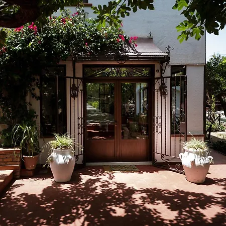 Franz's House - Connie's Heritage شقة