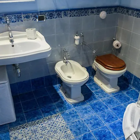 Franz's House - Connie's Heritage Apartament *