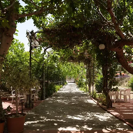 Franz's House - Connie's Heritage Apartament Cefalù