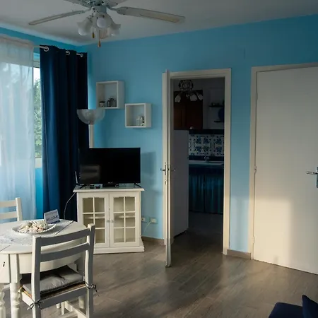 شقة Franz's House - Connie's Heritage تْشيفالو