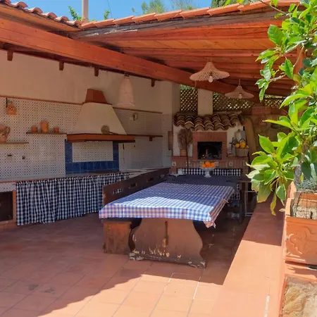 Franz's House - Connie's Heritage Apartament *