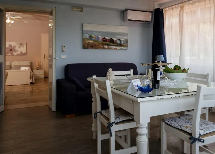 Franz's House - Connie's Heritage צ'פאלו