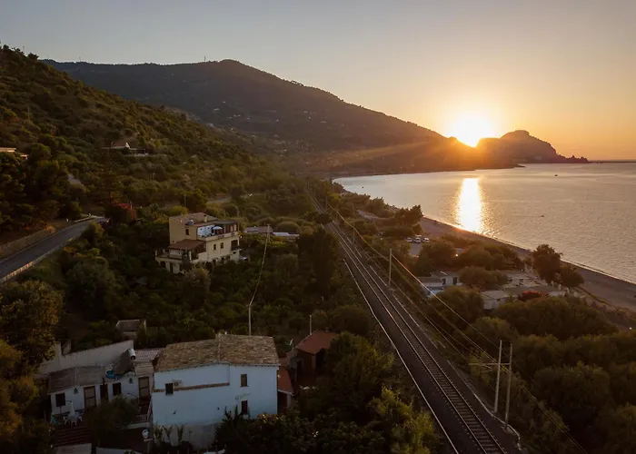 Franz's House - Connie's Heritage * Cefalù