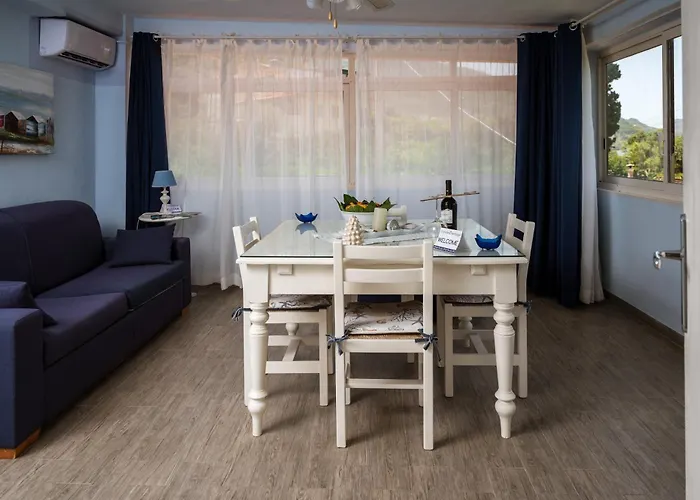 Franz's House - Connie's Heritage Apartman Cefalù